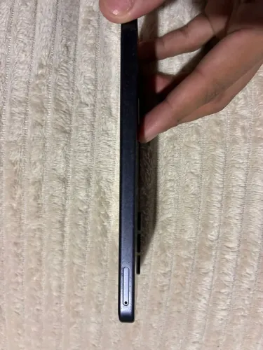 Vendo Celular Samsung A16, 250Gb, trincos apenas Na película, Único dono, venda com urg. 