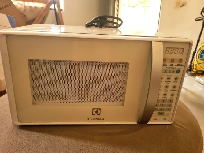 Microondas Electrolux 20 litros