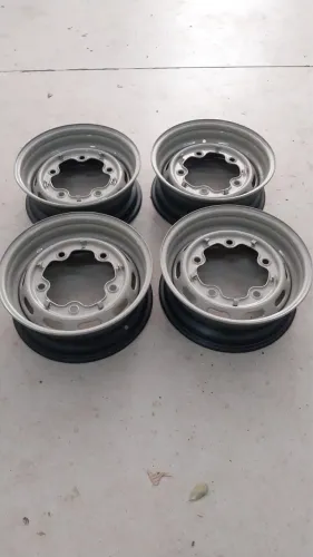 Rodas taludas Fusca 5,5?