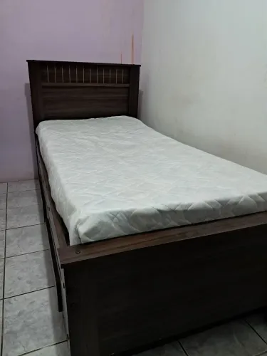 Cama de solteiro dupla