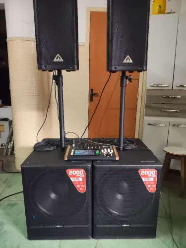 SISTEMA DE SOM COMPACTO 
