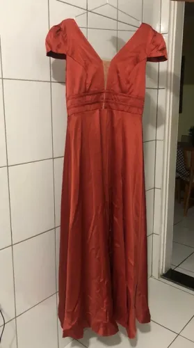 Vestido de festa terracota