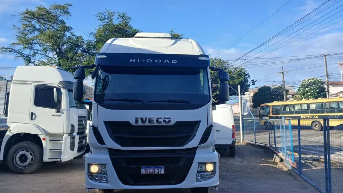 Cavalo Iveco . 440 Ano 21