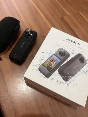 Câmera insta 360 X4 