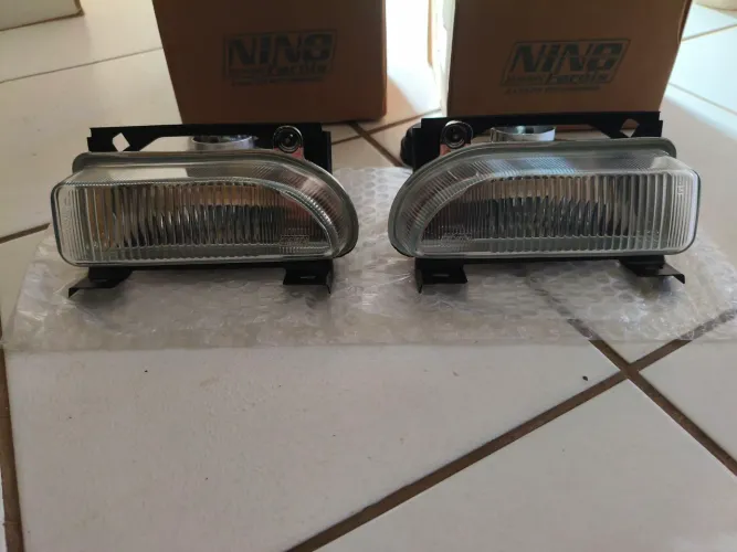 Farol auxiliar neblina Gol/Parati
