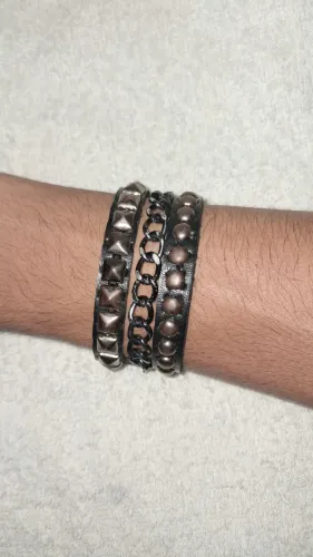 Bracelete emo, corrente/spikes/bolas
