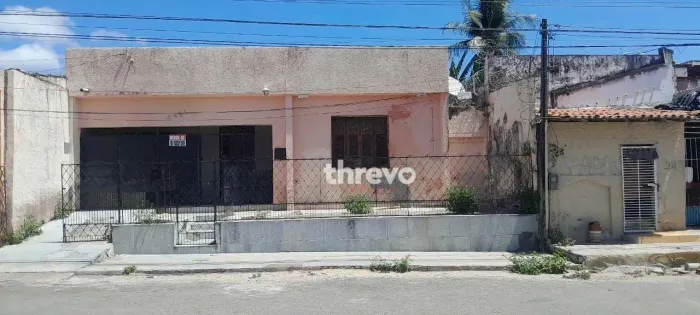 Casa com 3 dormitórios à venda, 194 m² por R$ 460.000 - Rodolfo Teófilo - Fortaleza/CE