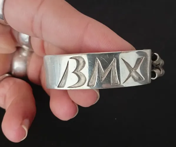 Vende-se pulseira BMX peça única