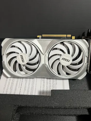 Placa de Vídeo MSI GeForce RTX 4070 SUPER 12g VENTUS 2x White