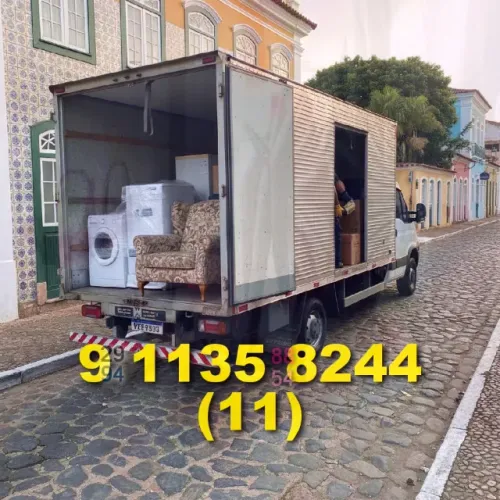 oferecemos serviços de frete em caminhão baú com total segurança e agilidade. nossa equipe