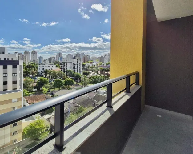 Apartamento com 134 m², 3 quartos sendo 1 suíte à venda no bairro Água Verde.