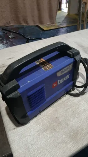 Máquina de solda BOXER FLAMA 201 BIVOLT