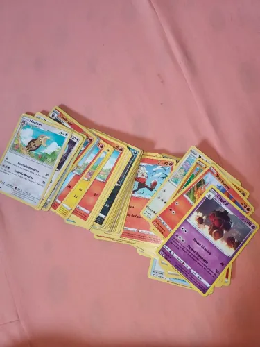 Lote de Cartas Pokemon Original 90 Cartas
