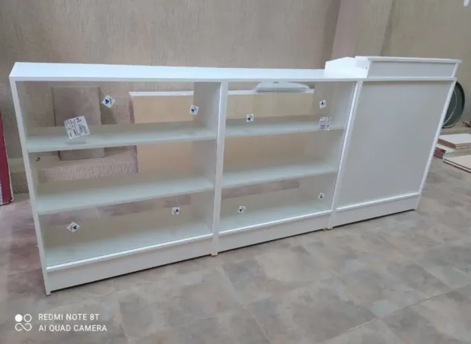 KIT BALCÃO CAIXA + VITRINE PARA LOJA