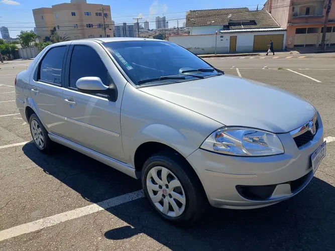 Fiat Siena EL Celeb. 1.0 MPI Fire Flex 8V 4P 2013