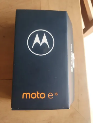 Smartphone Motorola Moto E13, 4GB, 64GB, Todo Original, Nunca Aberto e Sem detalhes