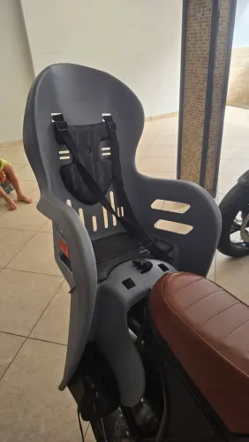 Cadeirinha assento de bicicleta infantil traseiro da marca Kalf
