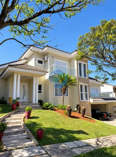 Casa a Venda no Residencial Villa dos Inglezes | Sofisticação e Arquitetura Imponente Luxu