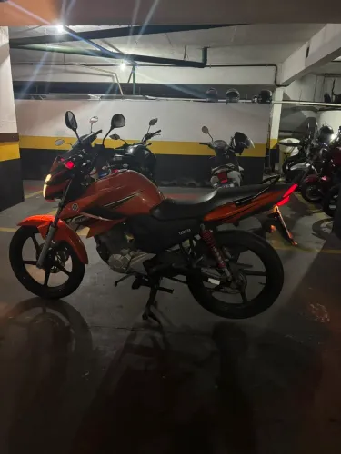 Moto fazer yamaha 150 