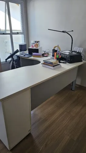 Conjunto de móveis para escritório