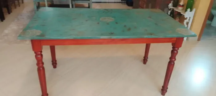 Mesa tok stok vintage repaginada