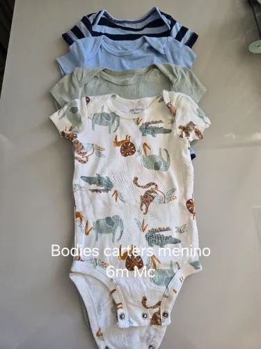 4 bodies carters menino 6m manga curta