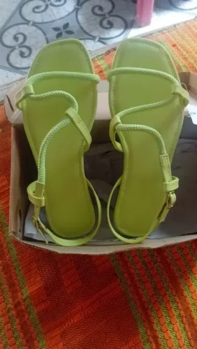Sandalia