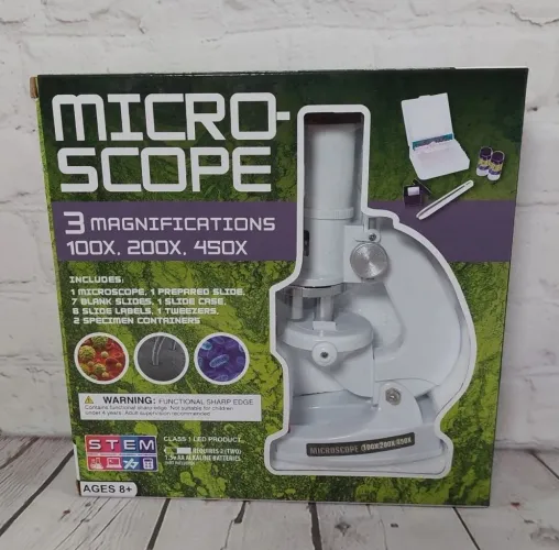 Microscópio educativo STEM - 3 ampliações (100x, 200x, 450x). <br><br>