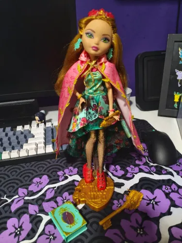 Ashlynn Ella Dia do Legado/Legacy Day Ever After High