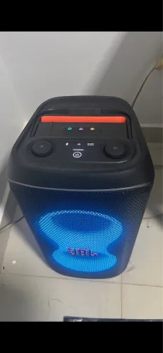 Vendo caixa jbl party 