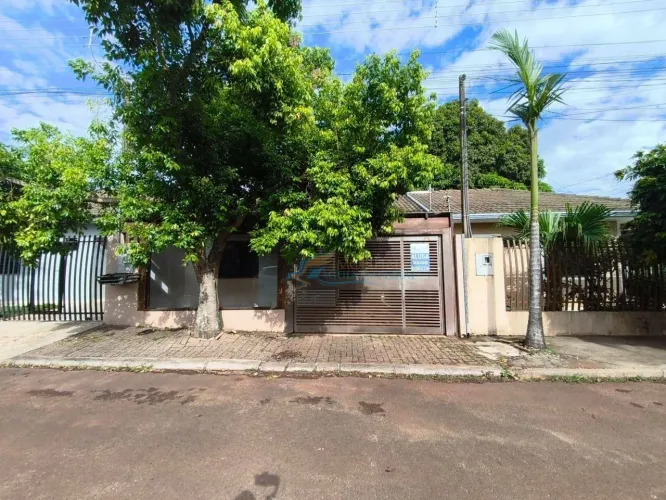 Casa com 3 dormitórios para alugar, 129 m² por R$ 2.300,00/mês - Parque Verde - Cascavel/P