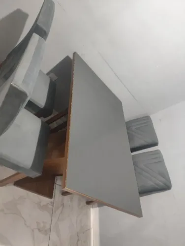 Mesa de jantar retangular
