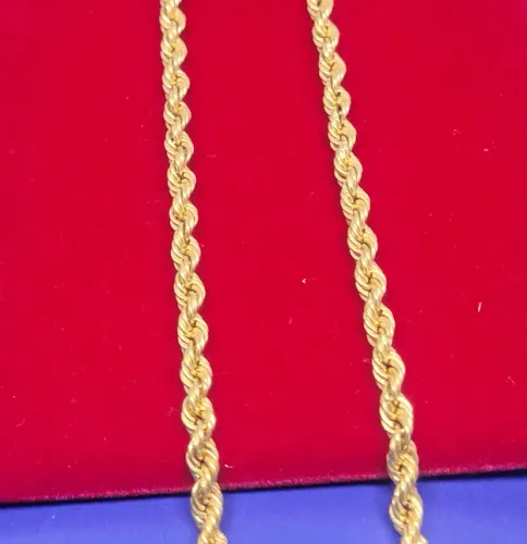 Colar Torcido Ouro 18 Kilates Peso 7.30 Gramas 4 mm