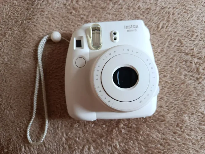 Câmera instax mini 8