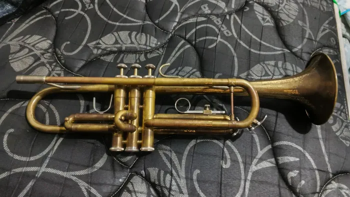 Trompete Bach Tr300 