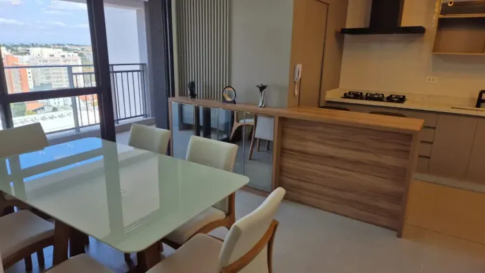 Apartamento mobiliado Face Leste 02 quartos, c/suíte e garagem, Boa Vista
