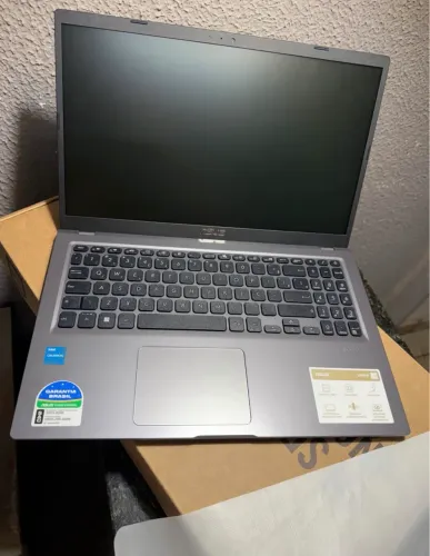 ? Notebook ASUS VivoBook X515KA - NOVO