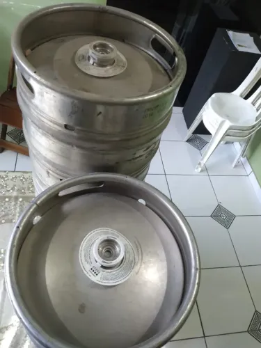 BARRIS DE CHOPP EM INOX - SEMINOVOS
