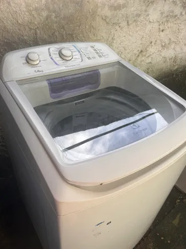 Máquina de lavar 14 kg Electrolux