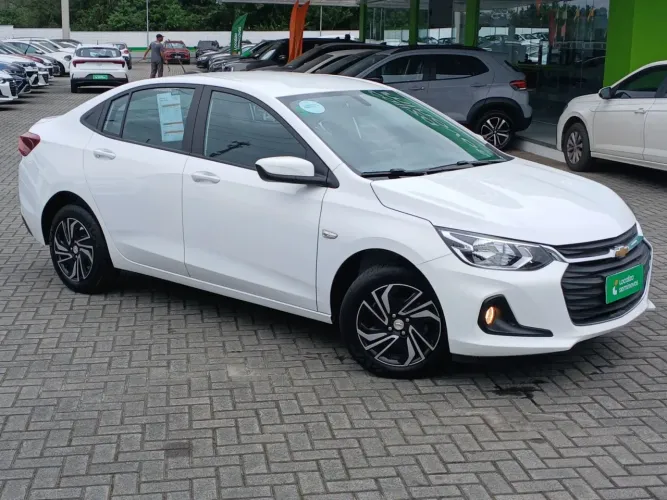 Chevrolet Onix Plus LT 1.0 12V Flex Mec. 4P 2025