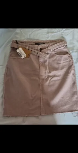 Saia damyler tamanho 42 nunca usada