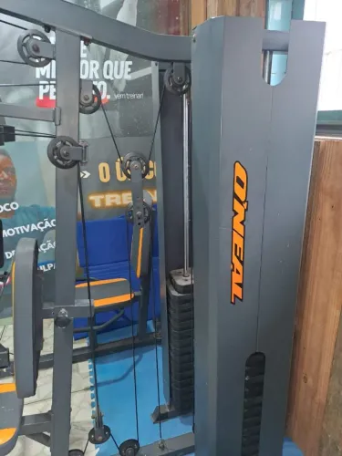 Plataforma Profissional de Musculação.