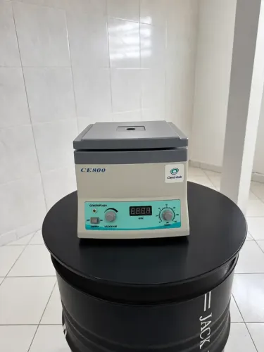 Centrífuga clínica Centrilab CE800