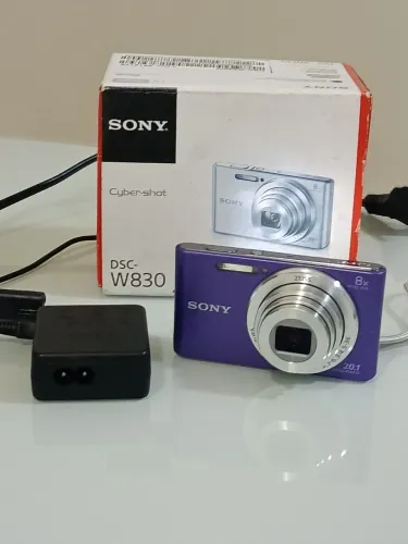 Camera sony Cybershot DSC-W830 20.1 mega pixels
