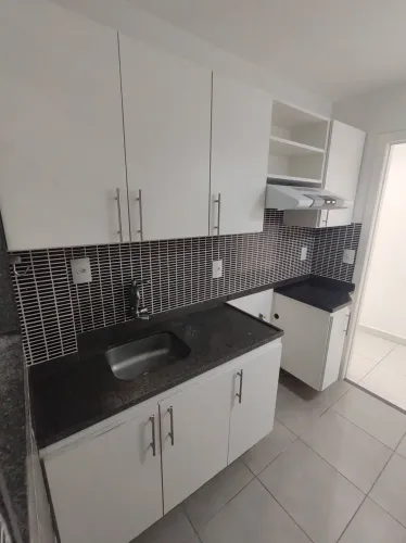 Alugo sala e quarto separados na Av Osvaldo Cruz