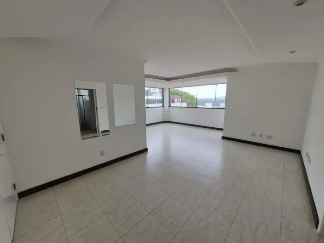 Próximo ao comércio Av. Isabel,Bueno, amplo apto 3 qtos, sw, 2 vgs - Bairro Liberdade, BH