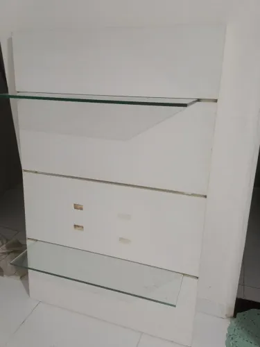 Vendo painel com vidro no valor de 200 reais já com entrega 