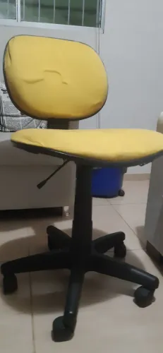 Cadeira secretária Linda