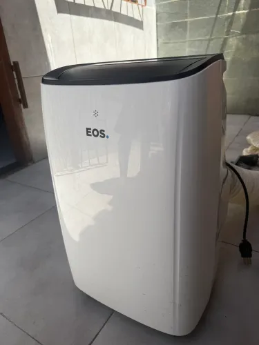 AR CONDICIONADO PORTÁTIL 12000 BTUS EOS SLIM