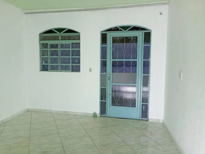 Vende-se essa casa